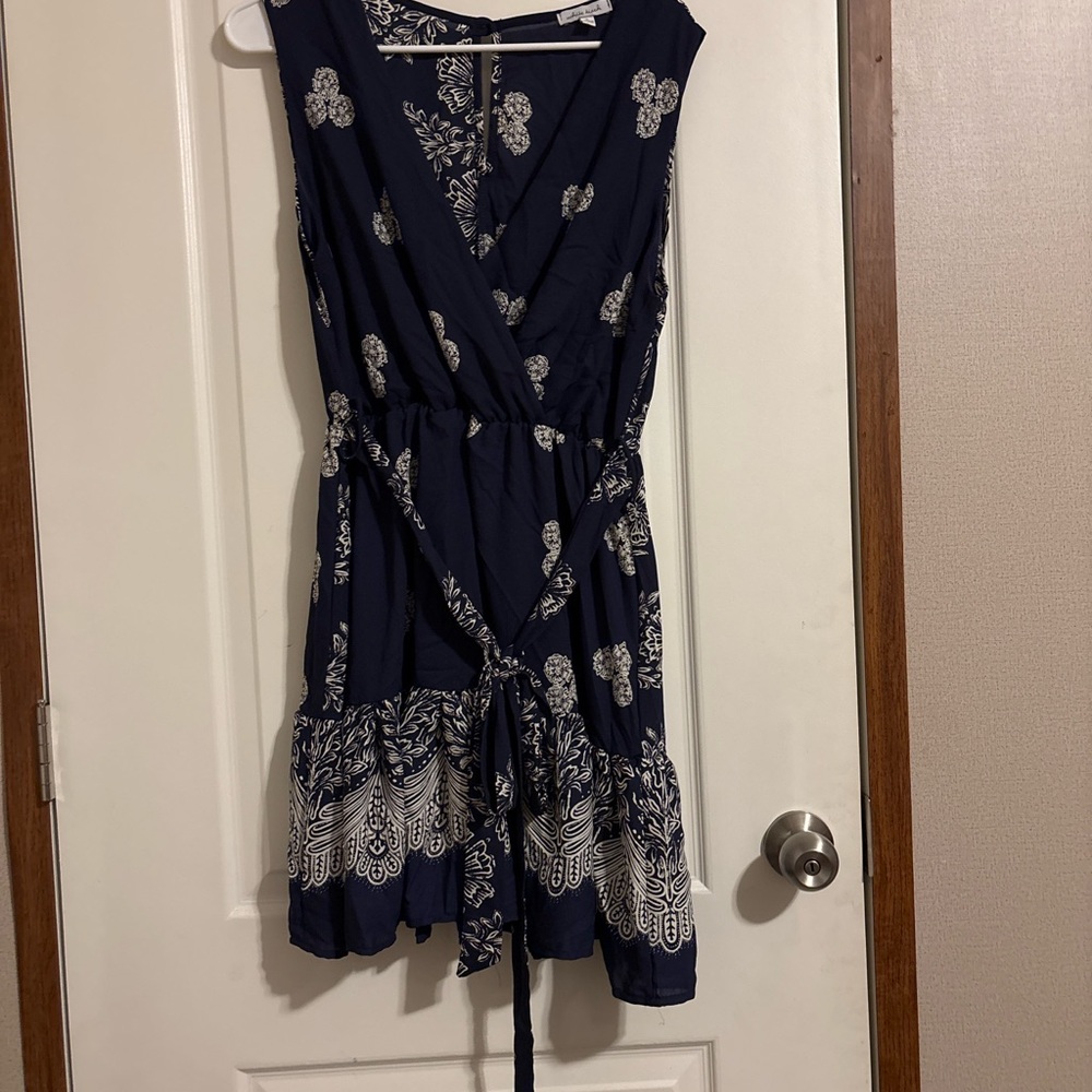 White Birch Blue and White V-Neck Mini Sundress